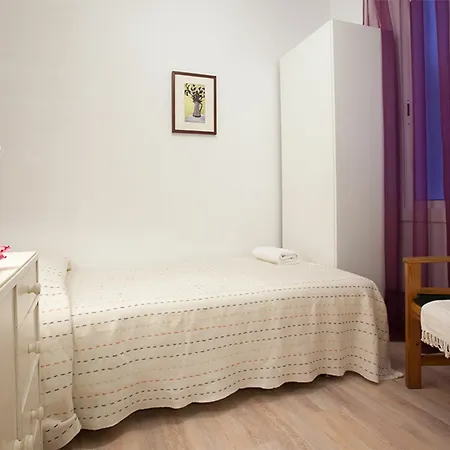 Apartment Red Glow Barcelona